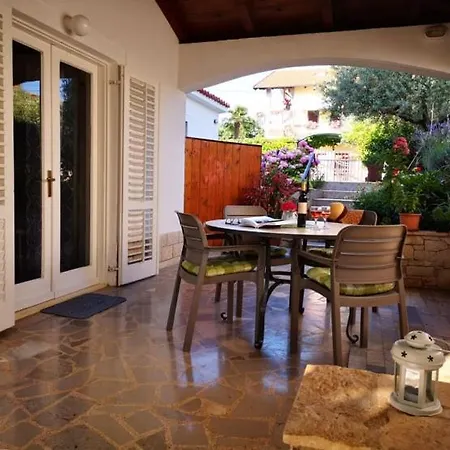 Rita Kiwi アパート *