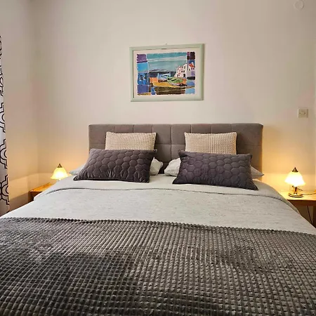 Rita Kiwi דירה *